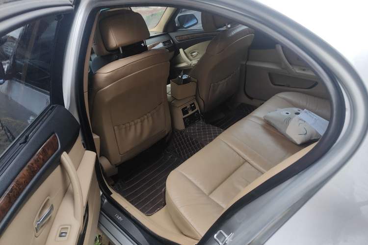 Used BMW 5 Series 2008 523Li Leading Model Left Rear Seat