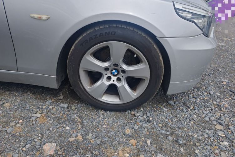 Used BMW 5 Series 2008 523Li Standard Edition Right Front Wheel Hub