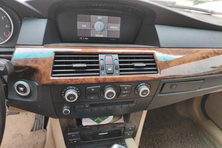 Used BMW 5 Series 2008 523Li Elegant Edition Audio And AC Panel