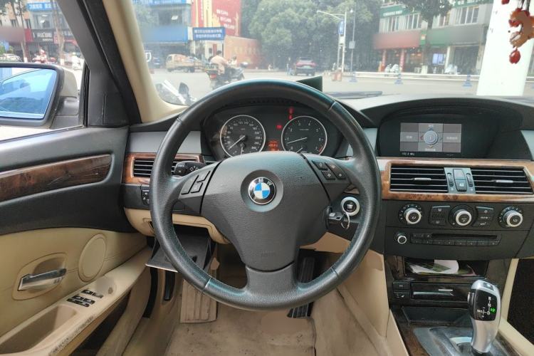Used BMW 5 Series 2008 523Li Elegant Edition Steering Wheel