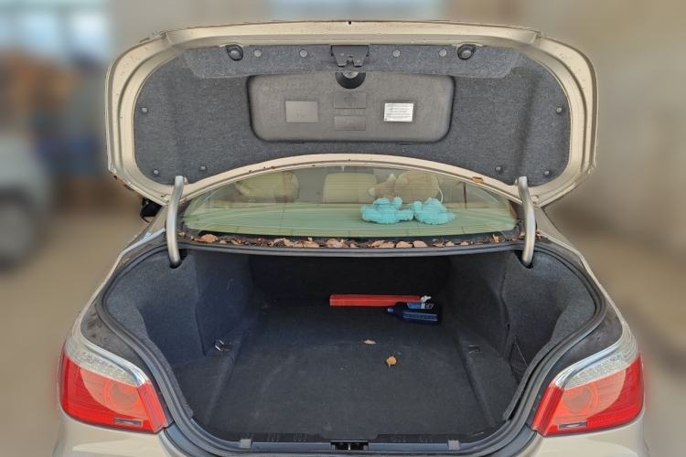Used BMW 5 Series 2008 523Li Leading Model Trunk