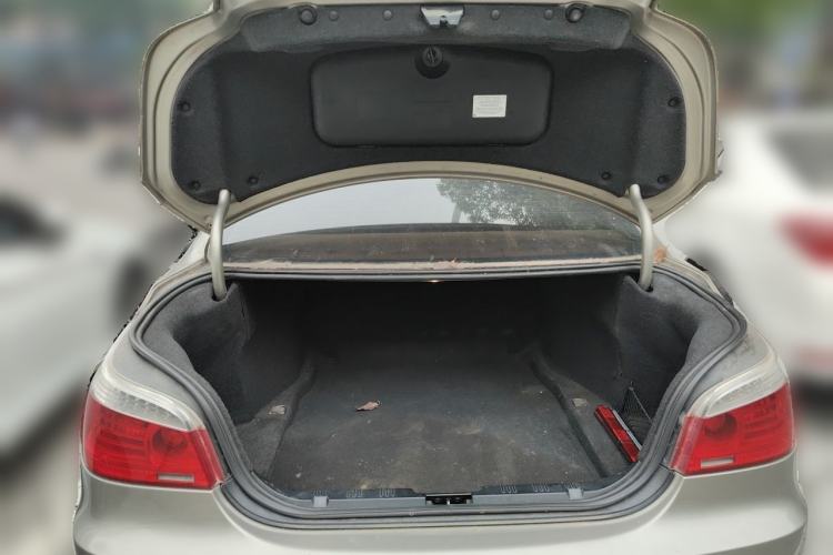 Used BMW 5 Series 2008 523Li Elegant Edition Trunk