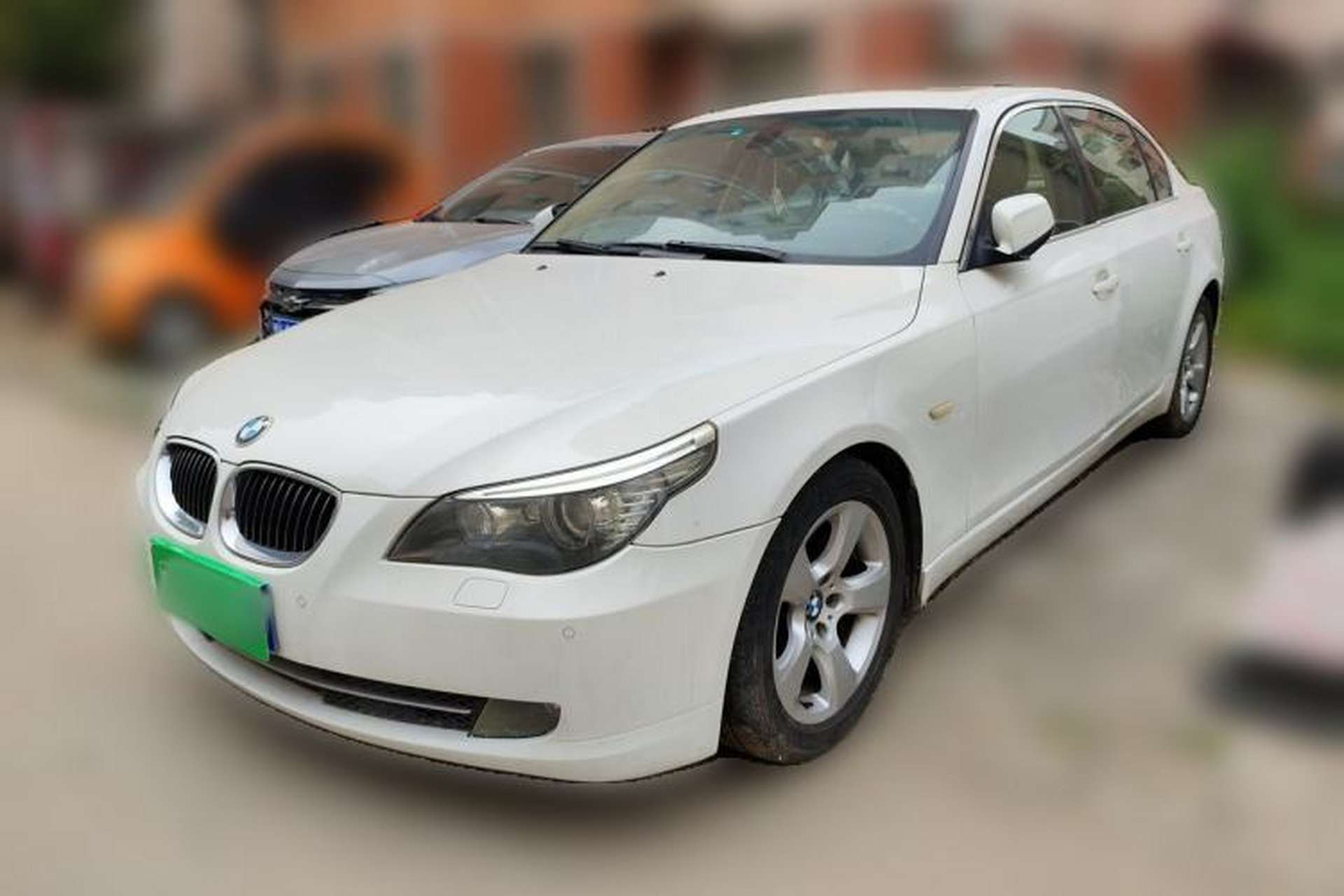 Used BMW 5 Series 2009 523Li Luxury Model Front Left 45 Deg
