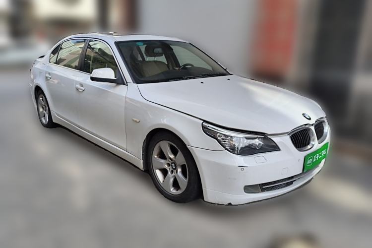 Used BMW 5 Series 2009 523Li Luxury Model Front Right 45 Deg