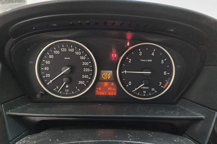 Used BMW 5 Series 2009 523Li Luxury Model Instrument Cluster