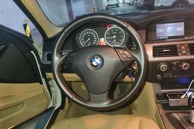Used BMW 5 Series 2009 523Li Standard Model Steering Wheel
