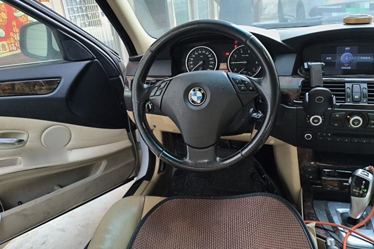 Used BMW 5 Series 2009 523Li Luxury Model Steering Wheel