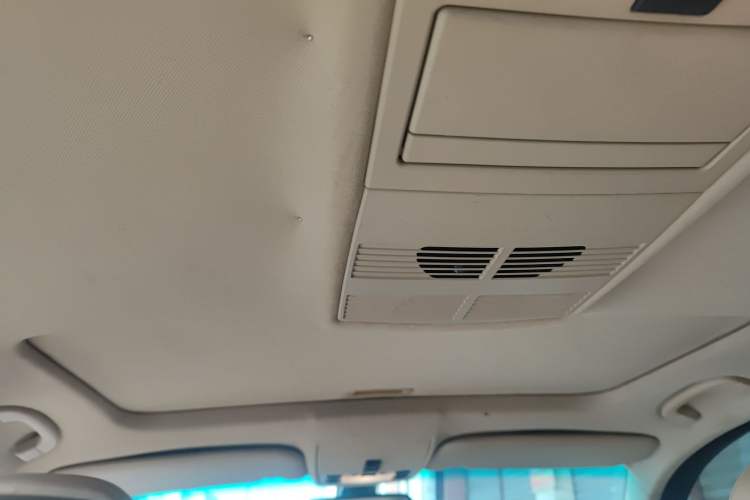 Used BMW 5 Series 2009 520Li Leading Model Headliner