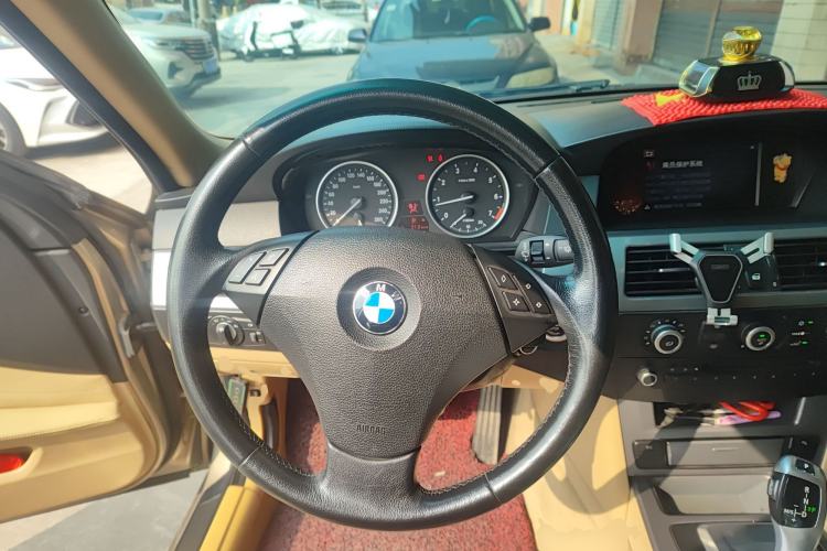 Used BMW 5 Series 2009 520Li Leading Model Steering Wheel