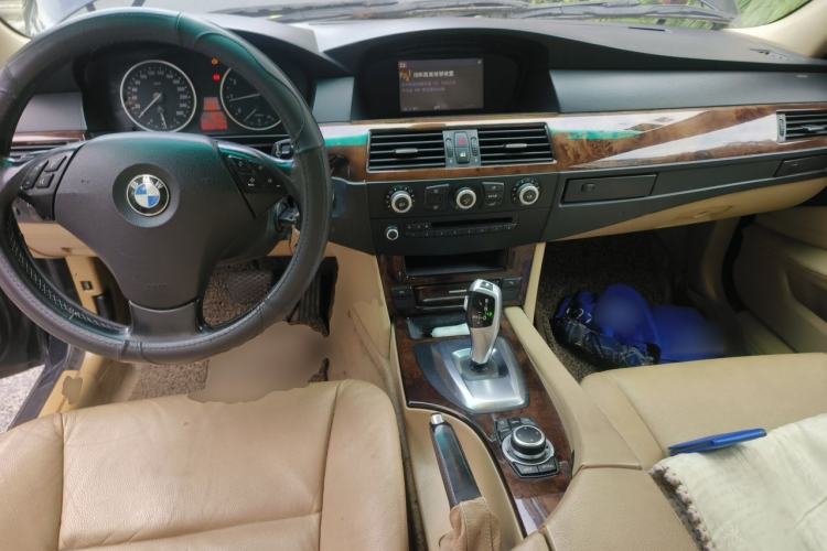 Used BMW 5 Series 2010 520Li Leading Model Center Console