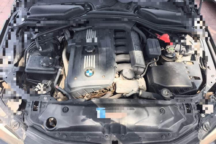Used BMW 5 Series 2010 530Li Leading Model Engine Bay