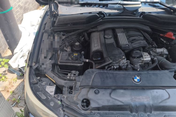 Used BMW 5 Series 2010 520Li Luxury Model Engine Bay Right