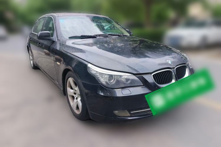 Used BMW 5 Series 2010 520Li Leading Model Front Right 45 Deg