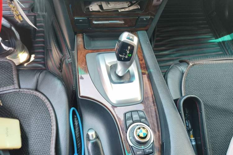 Used BMW 5 Series 2010 520Li Luxury Model Gear Lever