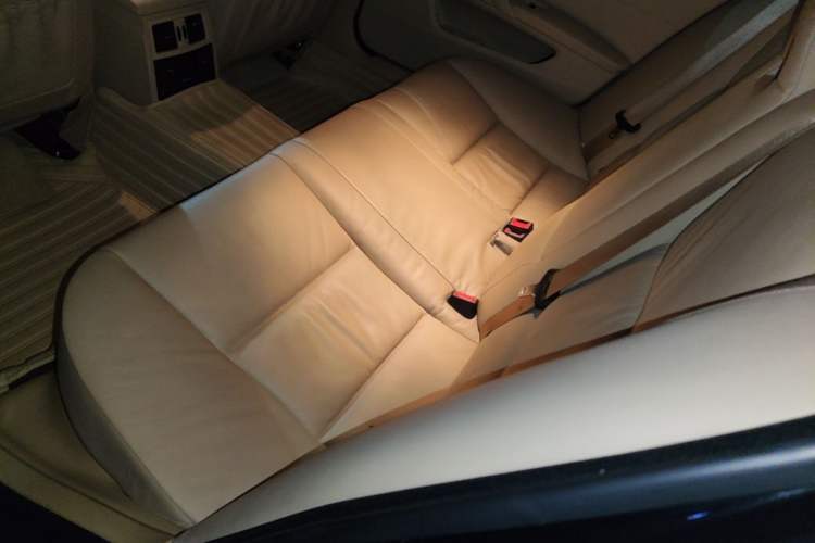 Used BMW 5 Series 2010 520Li Luxury Model Left Rear Seat