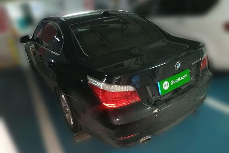 Used BMW 5 Series 2010 520Li Leading Model Rear Left 45 Deg