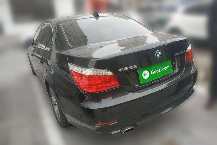 Used BMW 5 Series 2010 520Li Leading Model Rear Left 45 Deg