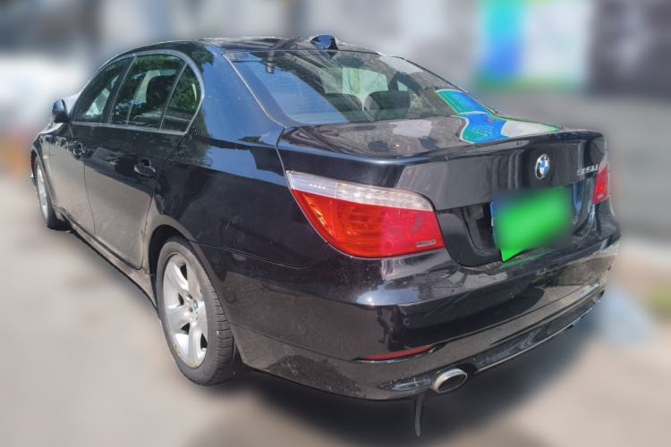 Used BMW 5 Series 2010 520Li Luxury Model Rear Left 45 Deg