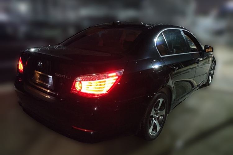 Used BMW 5 Series 2010 520Li Luxury Model Rear Right 45 Deg