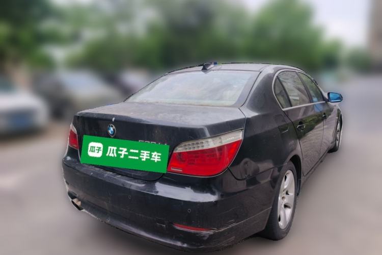 Used BMW 5 Series 2010 520Li Leading Model Rear Right 45 Deg