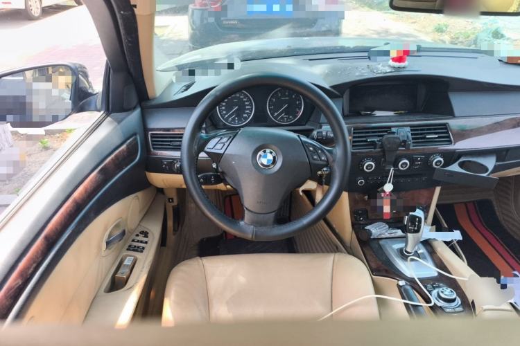 Used BMW 5 Series 2010 530Li Leading Model Steering Wheel
