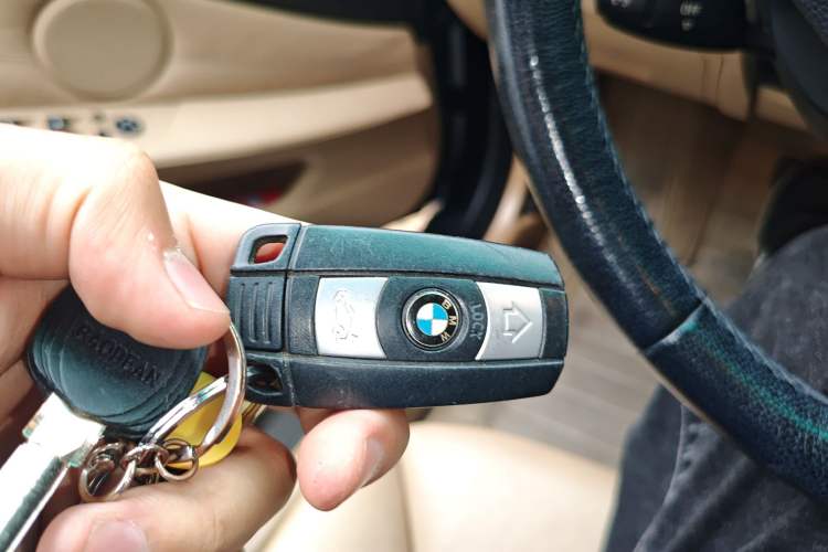 Used BMW 5 Series 2010 530Li Luxury Model Vehicle Key