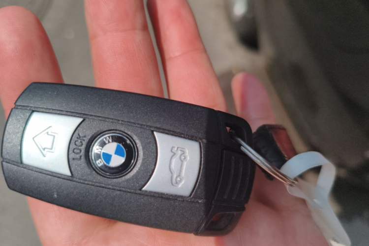 Used BMW 5 Series 2010 520Li Luxury Model Vehicle Key