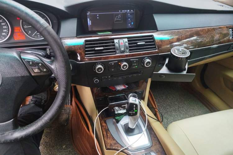Used BMW 5 Series 2010 520Li Leading Model Audio And AC Panel