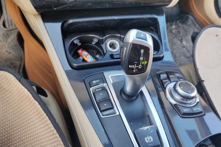 Used BMW 5 Series 2010 520Li Leading Model Gear Lever