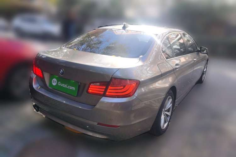 Used BMW 5 Series 2010 523Li Luxury Model Rear Right 45 Deg