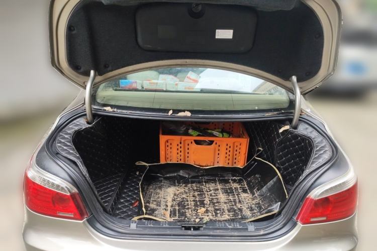 Used BMW 5 Series 2010 520Li Leading Model Trunk