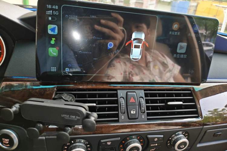 Used BMW 5 Series 2010 523Li Leading Model Audio And AC Panel