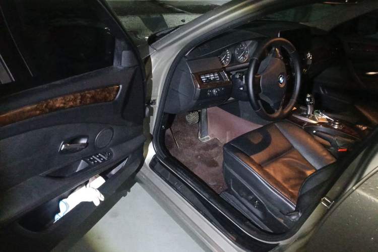 Used BMW 5 Series 2010 523Li Leading Model Driver Seat