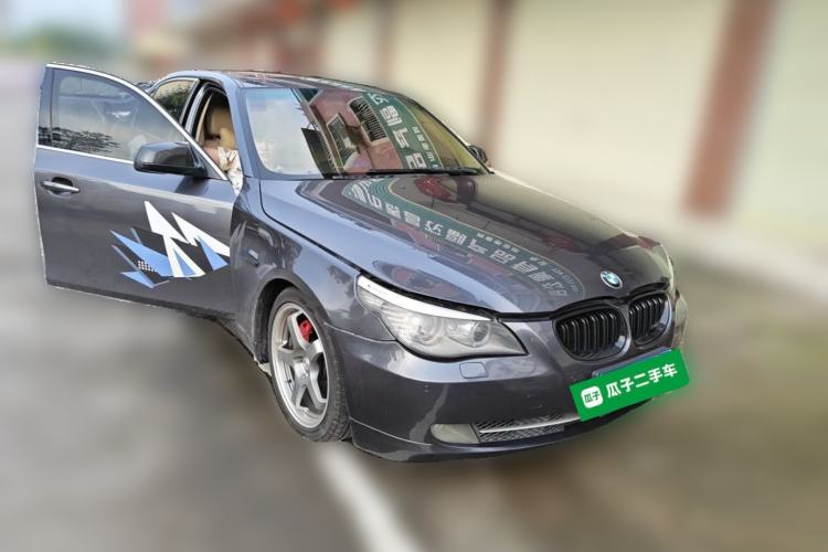 Used BMW 5 Series 2010 523Li Leading Model Front Right 45 Deg