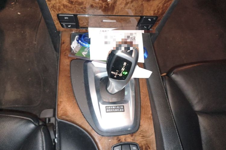 Used BMW 5 Series 2010 530Li Luxury Model Gear Lever