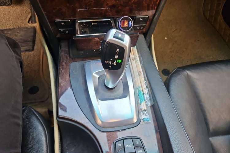 Used BMW 5 Series 2010 530Li Leading Model Gear Lever