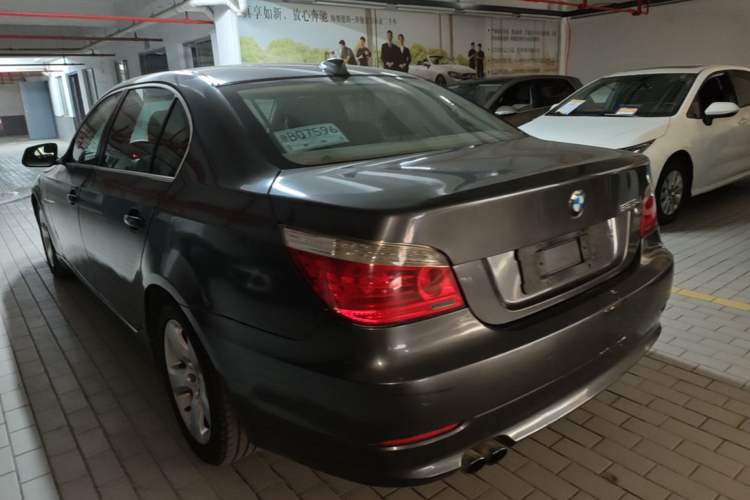 Used BMW 5 Series 2010 523Li Leading Model Rear Left 45 Deg