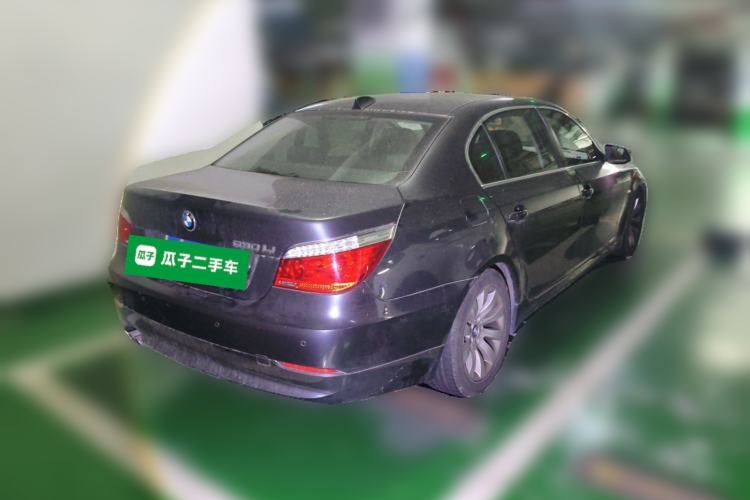 Used BMW 5 Series 2010 530Li Luxury Model Rear Right 45 Deg