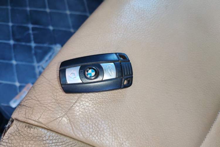 Used BMW 5 Series 2010 523Li Leading Model Vehicle Key