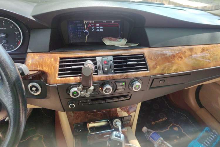 Used BMW 5 Series 2010 530Li Luxury Model Audio And AC Panel