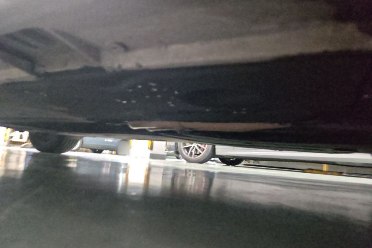 Used BMW 5 Series 2010 530Li Leading Model Chassis Front Right