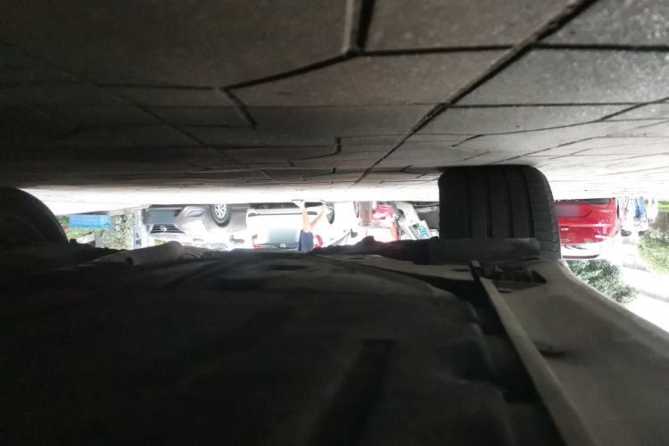 Used BMW 5 Series 2010 520Li Luxury Model Chassis Rear Right