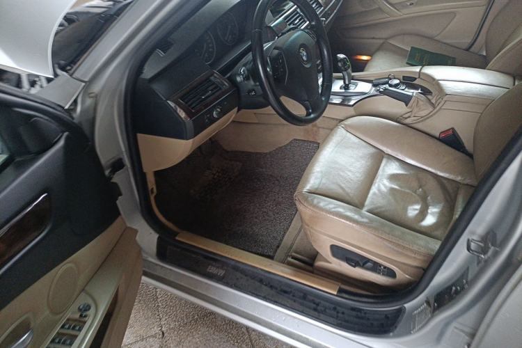Used BMW 5 Series 2010 523Li Standard Edition Driver Seat