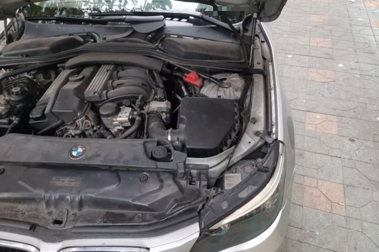 Used BMW 5 Series 2010 520Li Luxury Model Engine Bay Left