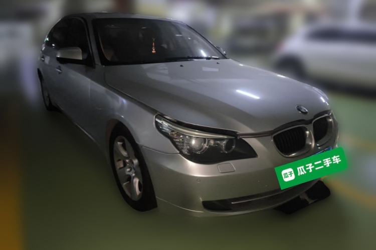 Used BMW 5 Series 2010 523Li Standard Edition Front Right 45 Deg