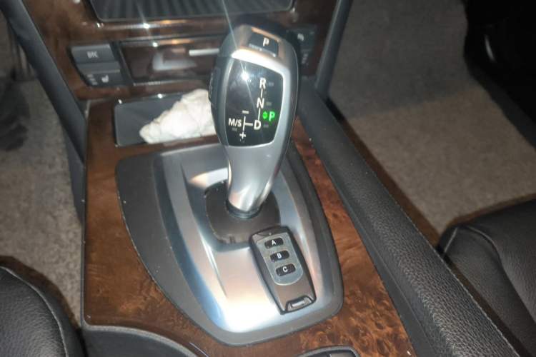 Used BMW 5 Series 2010 523Li Standard Edition Gear Lever