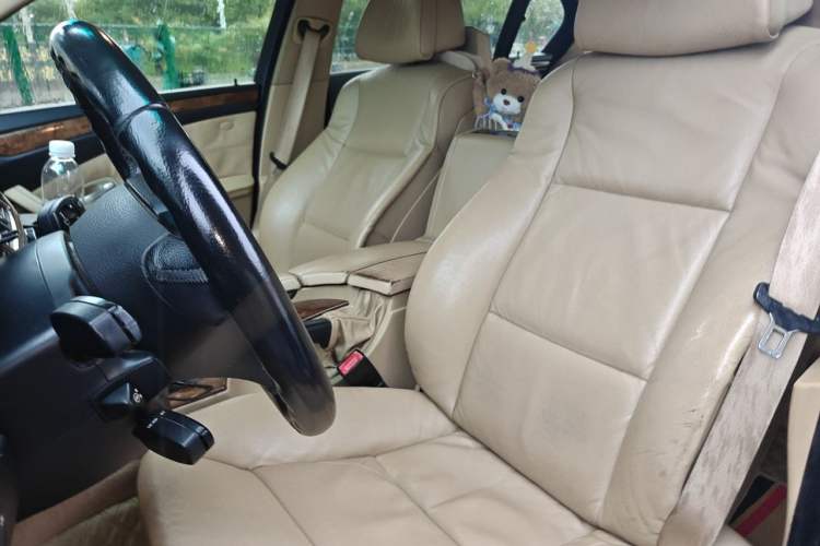 Used BMW 5 Series 2010 530Li Luxury Model Left Front Seat