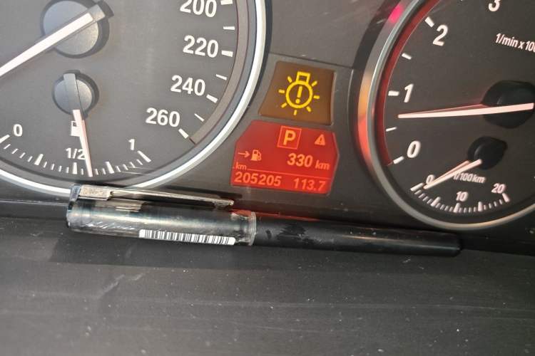 Used BMW 5 Series 2010 530Li Luxury Model Odometer Close Up