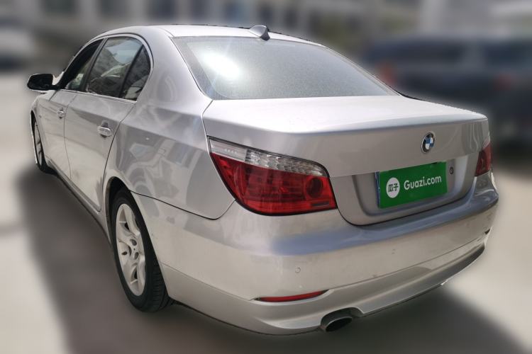 Used BMW 5 Series 2010 520Li Luxury Model Rear Left 45 Deg