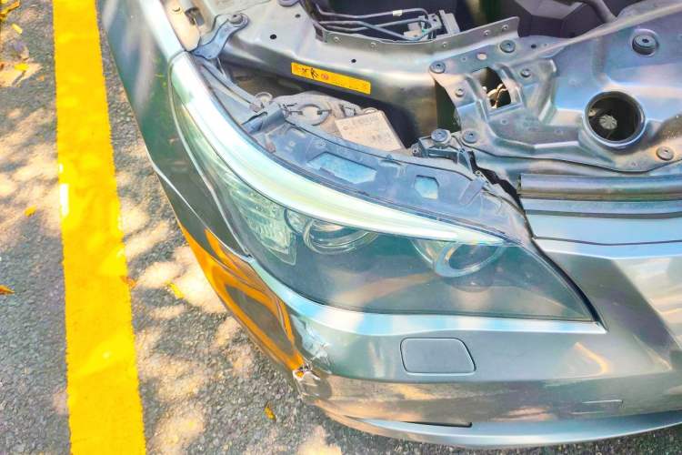 Used BMW 5 Series 2010 523Li Standard Edition Right Front Headlight